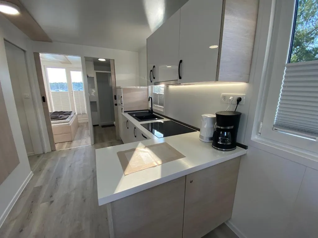 Novigrad Sea-House Heroina - Hausboot Apartmán Novigrad Istria